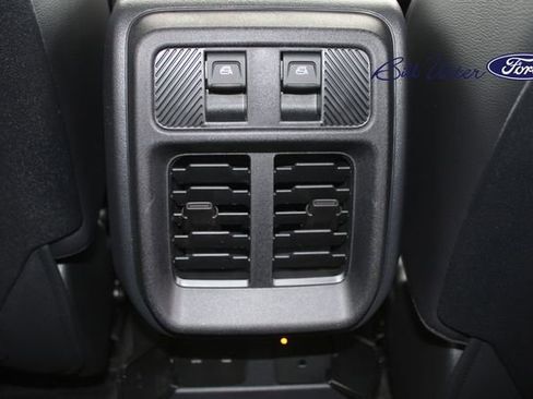 New 2025 Ford Bronco Badlands image 11