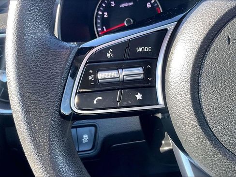 Used 2024 Kia Forte LXS image 15