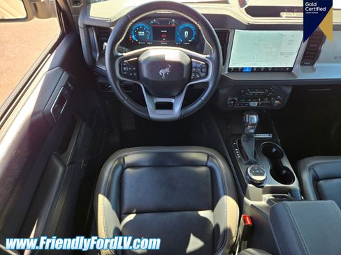 Certified 2025 Ford Bronco Outer Banks AWD/4WD image 10