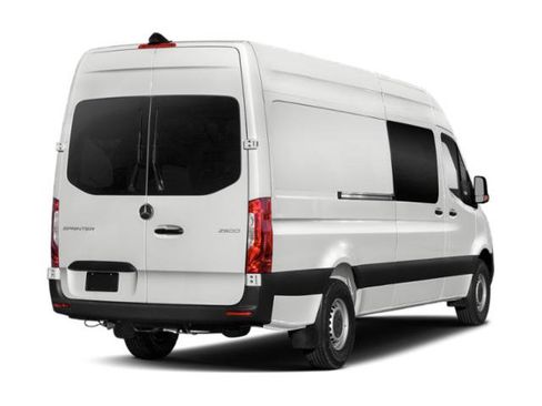 Used 2019 Mercedes-Benz Sprinter 170 image 2