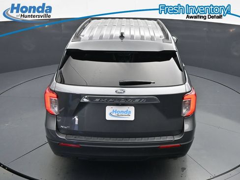 Used 2021 Ford Explorer XLT RWD image 23