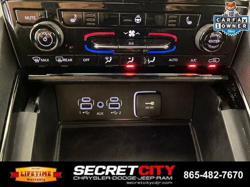 Used 2023 Jeep Grand Cherokee L Laredo AWD/4WD image 22
