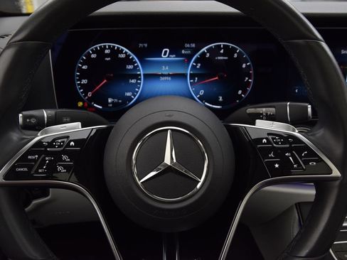 Used 2022 Mercedes-Benz E 350 Sedan image 23