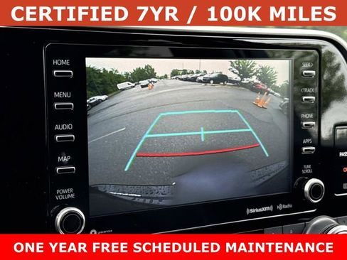 Used 2022 Toyota Highlander XLE AWD/4WD image 21