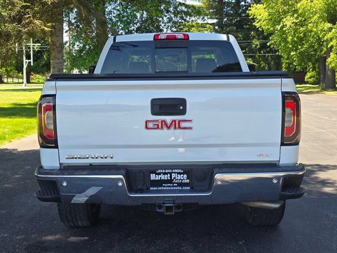 Used 2018 GMC Sierra 1500 SLT w/ SLT Premium Package AWD/4WD image 5