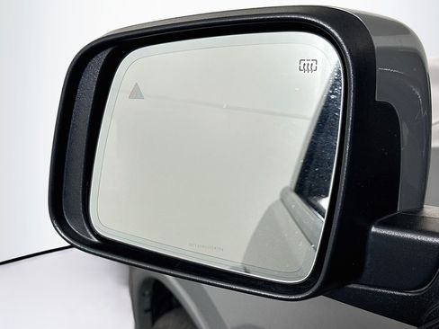 Used 2022 Dodge Durango R/T AWD/4WD image 16
