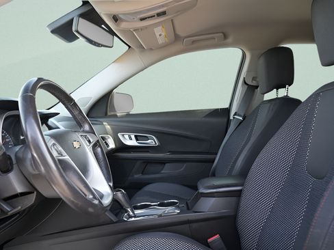 Used 2017 Chevrolet Equinox LT w/ Convenience Package AWD/4WD image 23