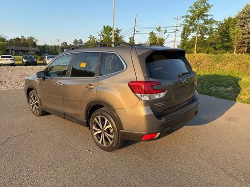 Used 2021 Subaru Forester Limited AWD/4WD image 13