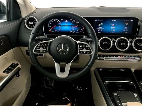 Used 2021 Mercedes-Benz GLA 250 4MATIC image 6