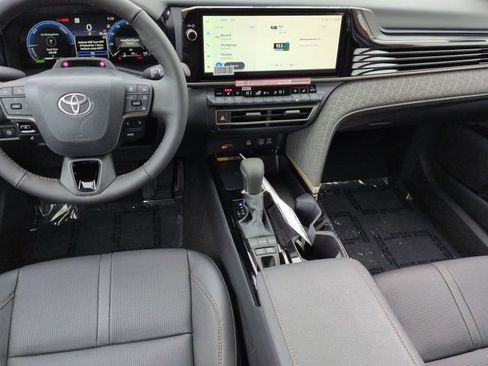 New 2026 Toyota Camry XLE image 25