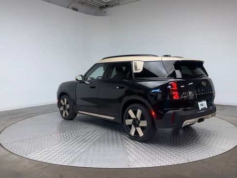 Used 2026 MINI Cooper Countryman S w/ Comfort Package Max AWD/4WD image 9