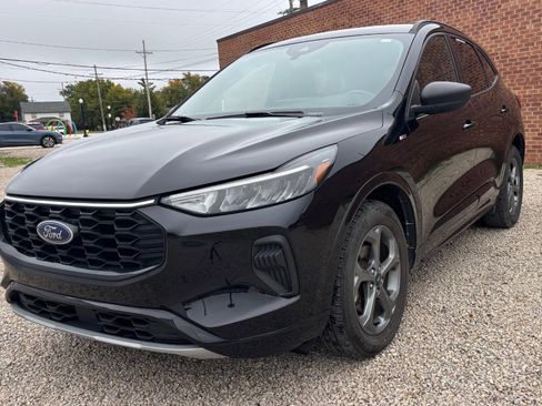 Certified 2023 Ford Escape ST-Line w/ Tech Pack #1 image 12