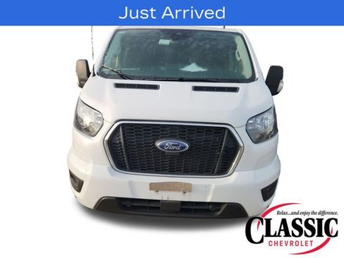 Used 2025 Ford Transit 350 XLT RWD image 3