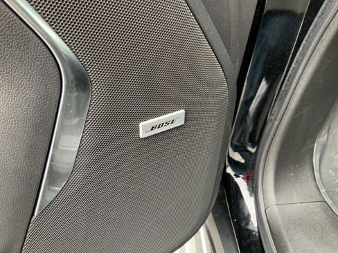 Used 2025 GMC Yukon Elevation w/ Elevation Premium Package image 25