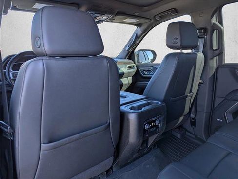 Used 2022 Chevrolet Tahoe LT w/ LT Signature Plus Package image 24