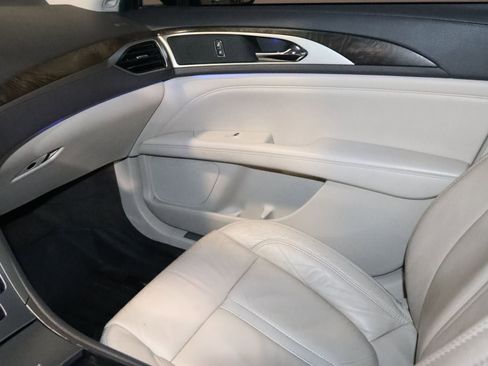 Used 2017 Lincoln MKZ Select w/ Climate Package image 44