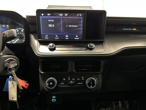 Used 2024 Ford Maverick XL image 7