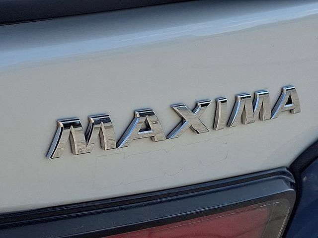 Used 2023 Nissan Maxima SR w/ Sport Mat Group FWD image 33