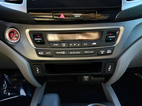 Used 2016 Honda Pilot EX-L image 41