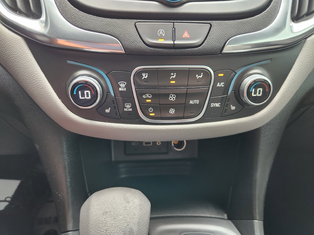 Used 2024 Chevrolet Equinox LT AWD/4WD image 27