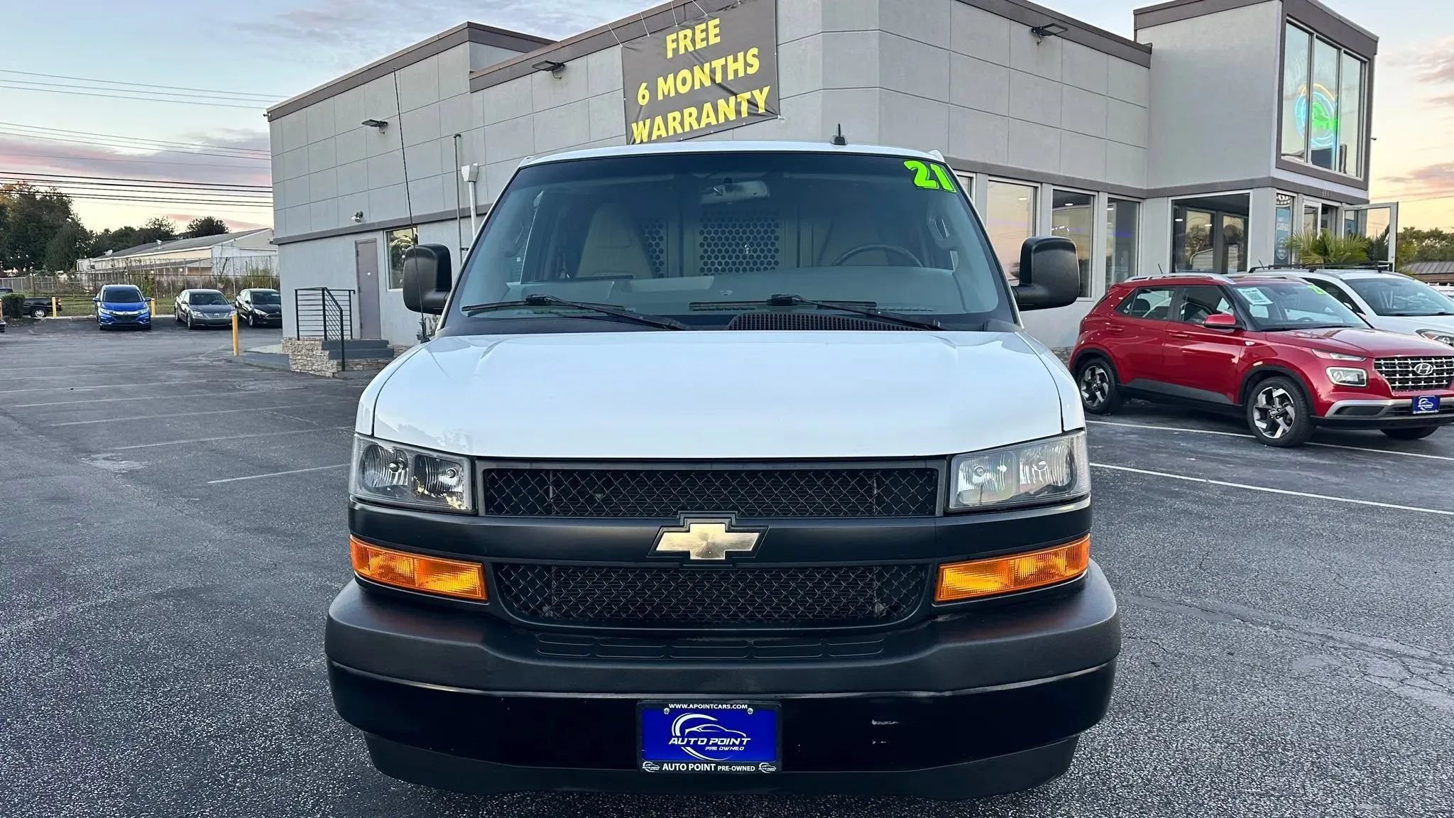 Used 2021 Chevrolet Express 2500 w/ Driver Convenience Package RWD image 2