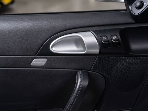 Used 2005 Porsche 911 Carrera image 38