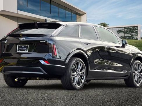 New 2026 Cadillac Optiq Sport 2 w/ LPO, Floor Liner Package image 4