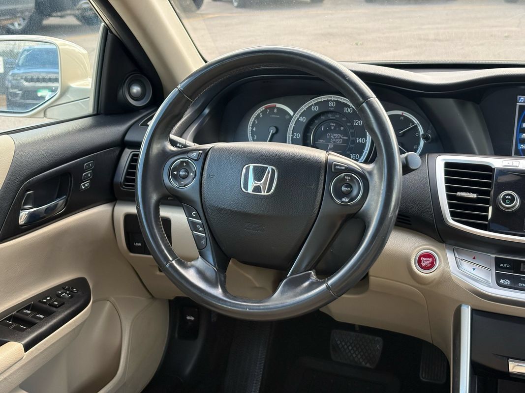 Used 2015 Honda Accord EX-L image 12