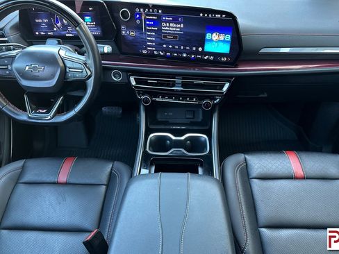 Certified 2024 Chevrolet Traverse RS w/ LPO, Floor Liner Package image 15