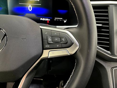 Used 2023 Volkswagen Atlas Cross Sport SE image 22