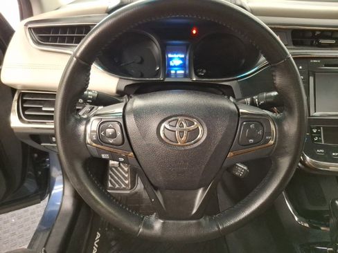 Used 2016 Toyota Avalon XLE Premium image 17
