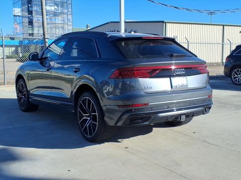 Used 2019 Audi Q8 Prestige w/ Luxury Package image 8