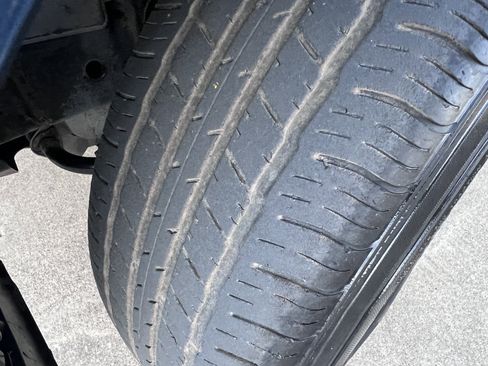 Used 2019 Nissan Frontier SV image 38