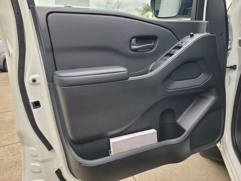 New 2026 Nissan Frontier SV w/ Tow Package image 7