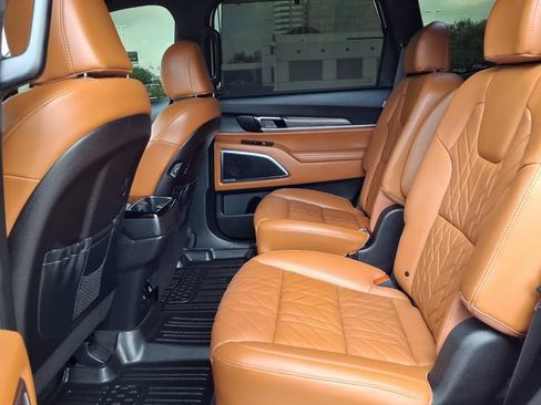Used 2025 Kia Telluride SX Prestige X-Line AWD/4WD image 5