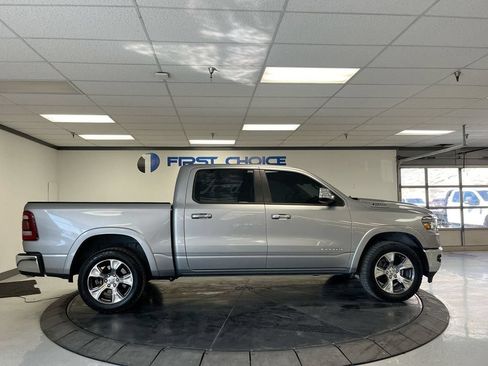 Used 2022 RAM 1500 Laramie AWD/4WD image 9