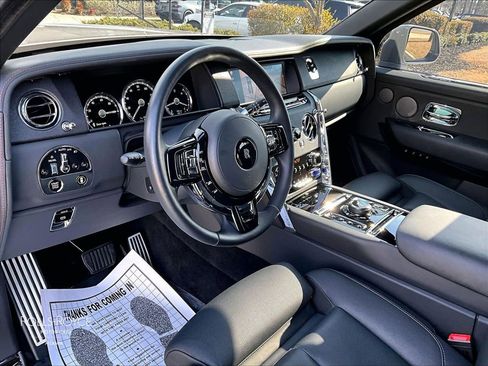 Certified 2021 Rolls-Royce Cullinan image 13