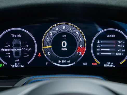 Used 2026 Porsche 911 GT3 image 32