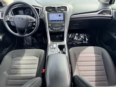Used 2020 Ford Fusion SE FWD image 13