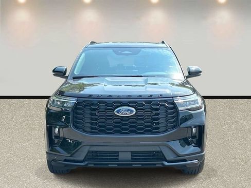 New 2026 Ford Explorer ST-Line AWD/4WD image 2