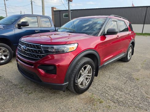 Used 2022 Ford Explorer XLT w/ Class IV Trailer Tow Package AWD/4WD image 1