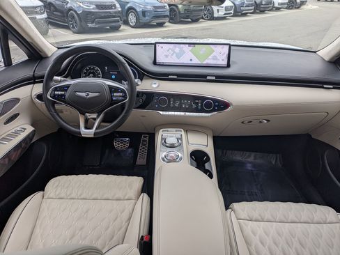 Used 2022 Genesis GV70 3.5T Sport w/ Sport Advanced Package AWD/4WD image 27