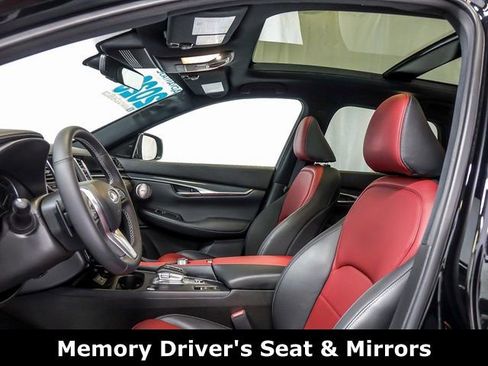 Used 2023 INFINITI QX50 Sport image 13