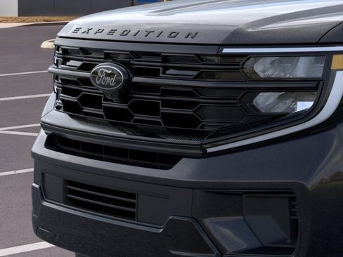 New 2026 Ford Expedition Max Platinum w/ Stealth Appearance Package AWD/4WD image 17