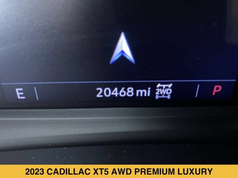 Used 2023 Cadillac XT5 Premium Luxury AWD/4WD image 4