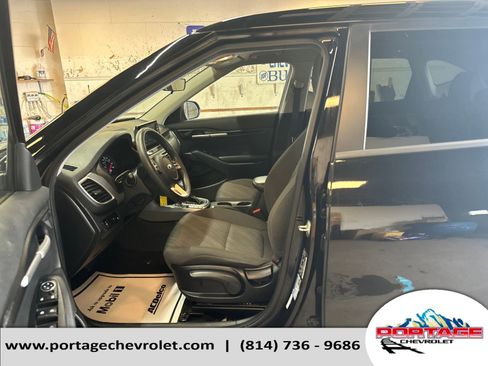 Used 2021 Kia Seltos LX image 10