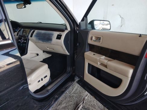 Used 2014 Ford Flex Limited w/ Equipment Group 303A AWD/4WD image 10