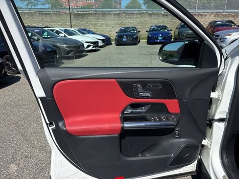 Used 2023 Mercedes-Benz GLA 45 AMG 4MATIC image 34