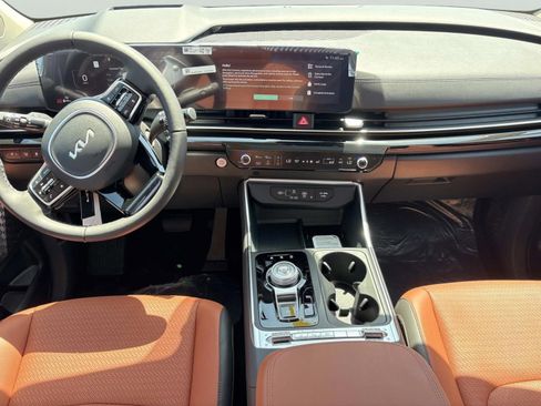New 2026 Kia Carnival SX Prestige FWD image 16