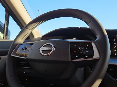 New 2026 Nissan Murano SL image 17